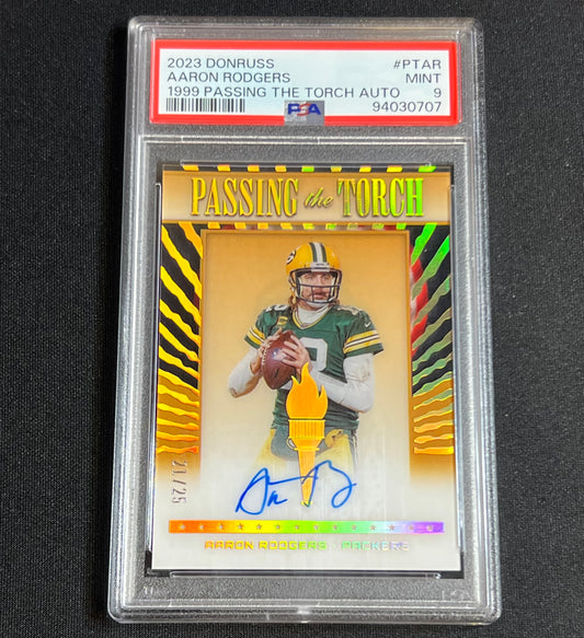 2023 Donruss Aaron Rodgers 1999 Passing The Torch On Card Auto /25 PSA 9 #PT-AR